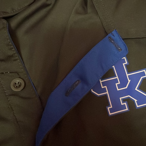 Men’s Size M Medium University of Kentucky DRI-FIT Short Sleeve Grey Polo Shirt - Picture 7 of 7